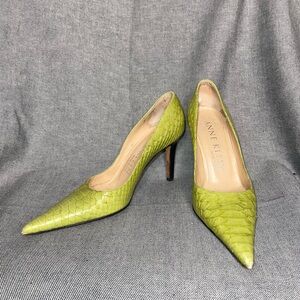 Anne Klein Green Pointed Toe Heels